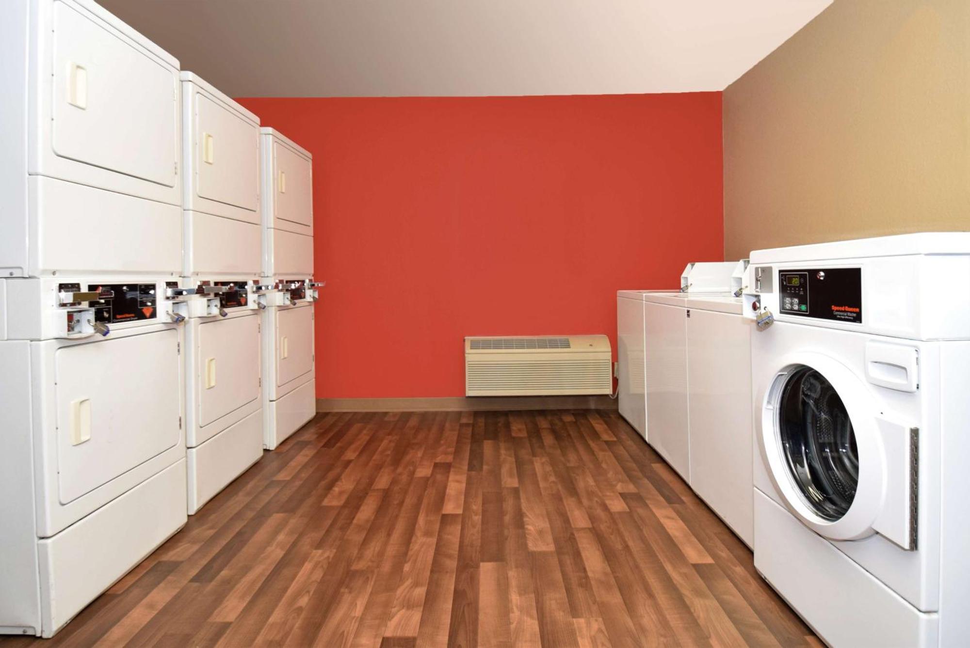 Extended Stay America Suites - Rockford - I-90 Buitenkant foto