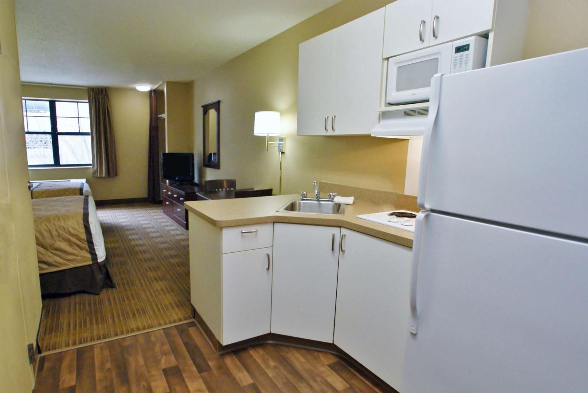 Extended Stay America Suites - Rockford - I-90 Buitenkant foto
