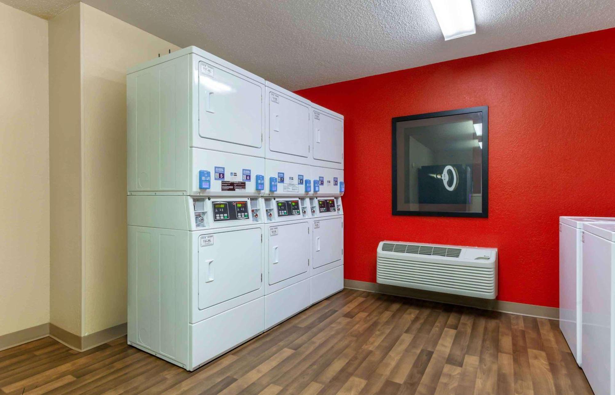 Extended Stay America Suites - Rockford - I-90 Buitenkant foto