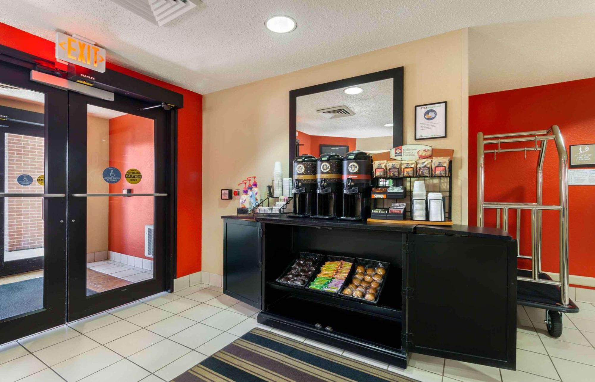 Extended Stay America Suites - Rockford - I-90 Buitenkant foto