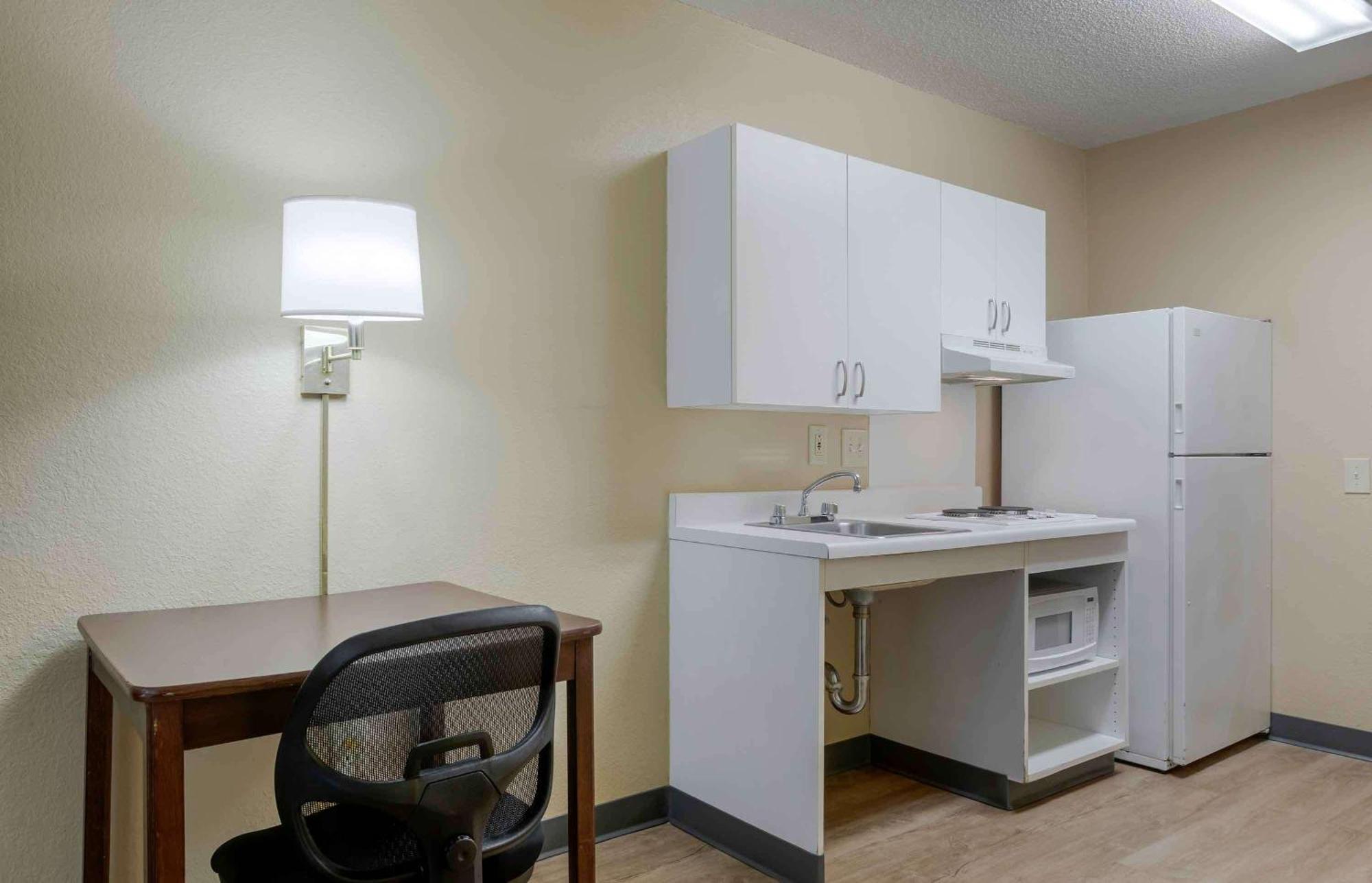 Extended Stay America Suites - Rockford - I-90 Buitenkant foto