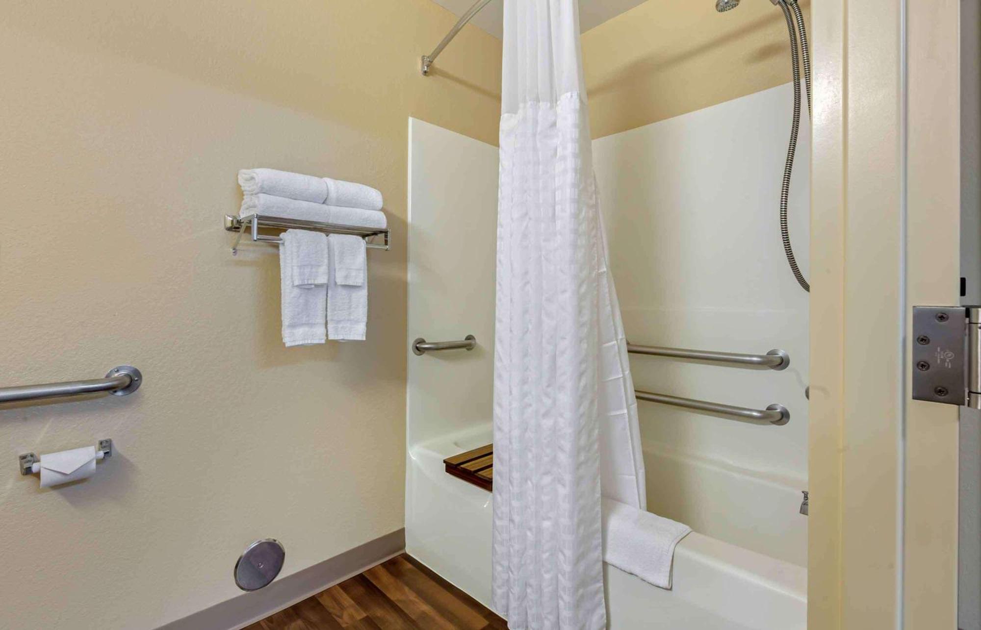 Extended Stay America Suites - Rockford - I-90 Buitenkant foto